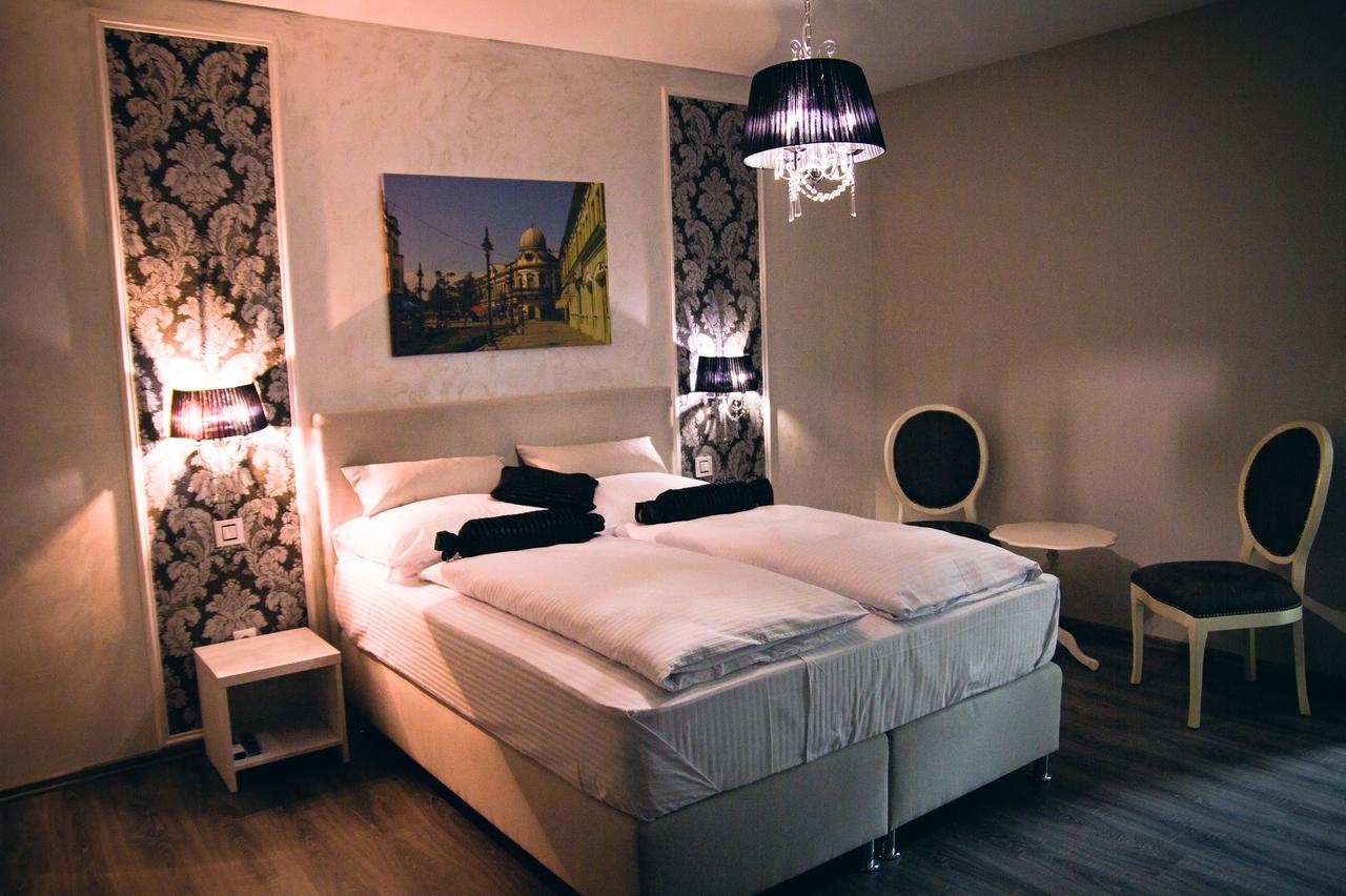 Hotel Bakarni Lonac Brčko 外观 照片