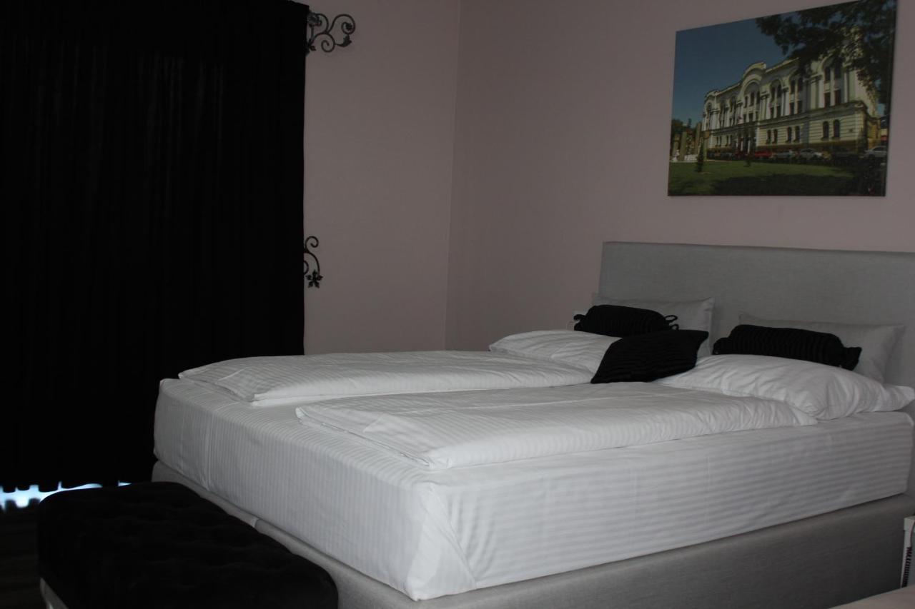 Hotel Bakarni Lonac Brčko 外观 照片